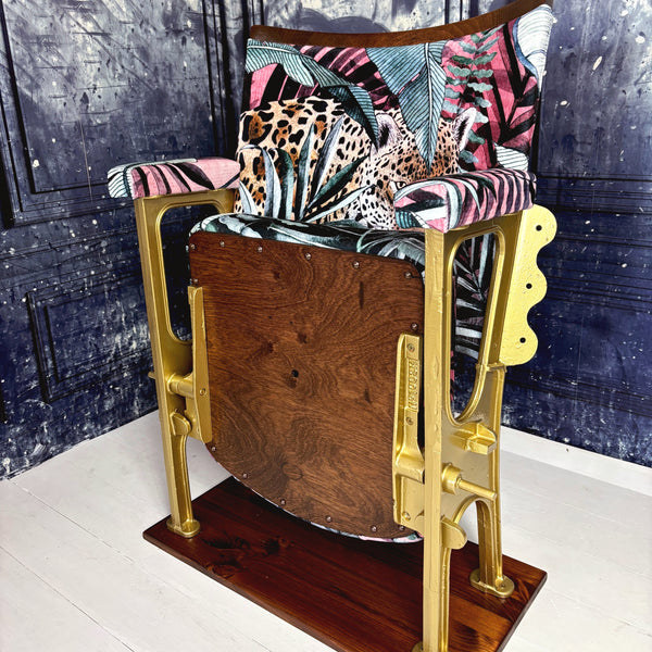 Jaguar Candy Vintage Cinema Seat