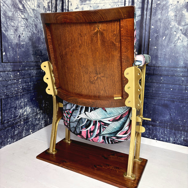 Jaguar Candy Vintage Cinema Seat